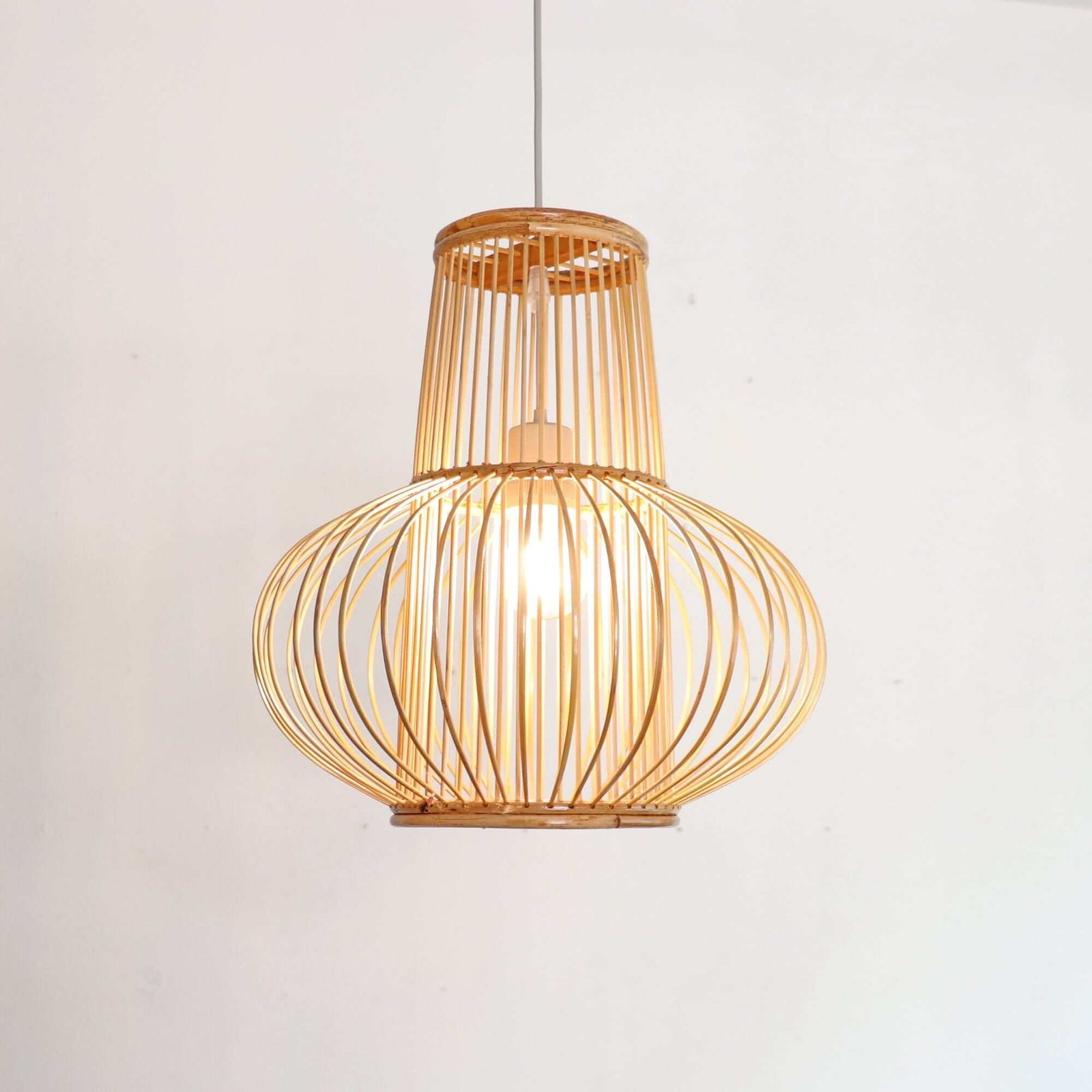 LA PA - Rattan Pendant Light (25 - 33cm)