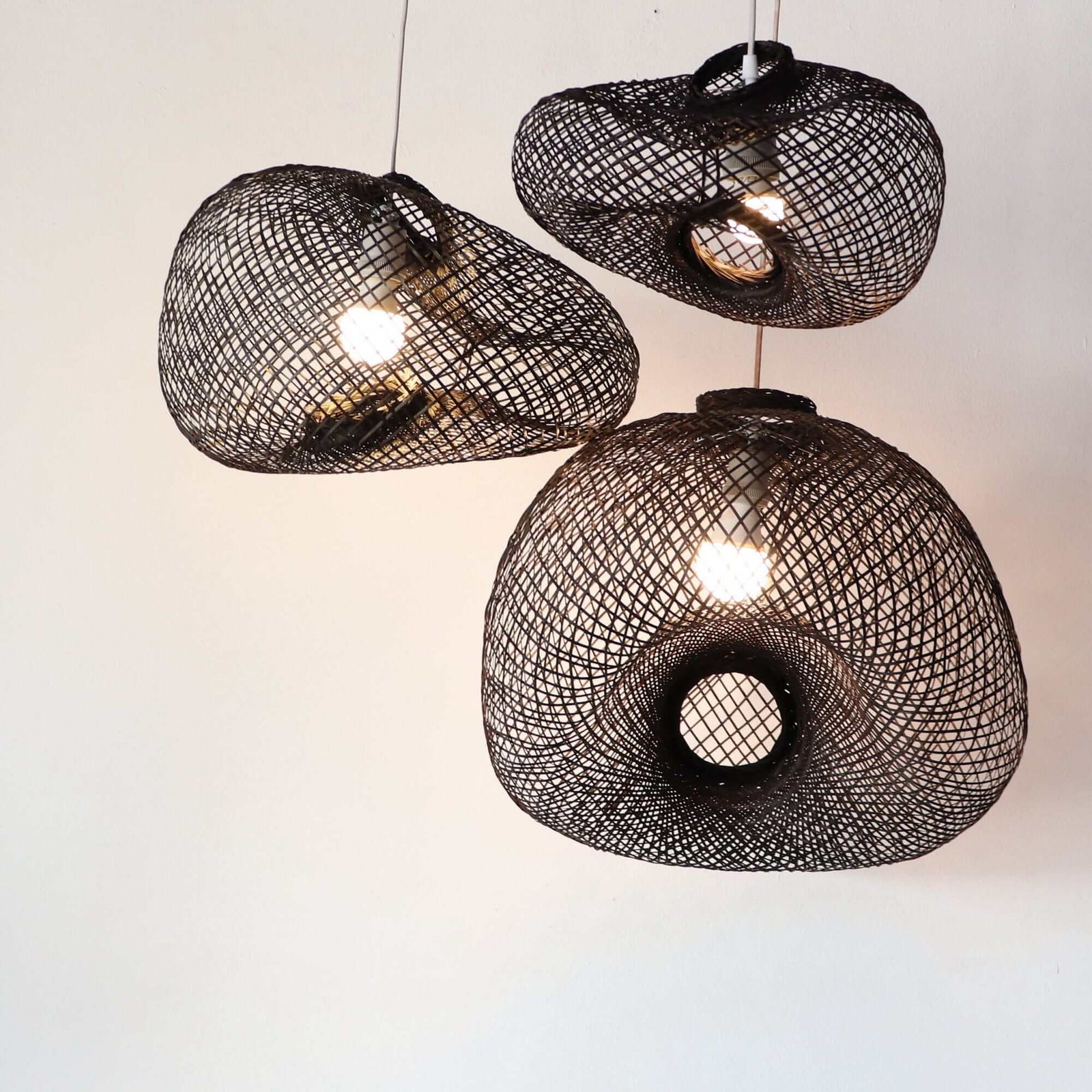 Reshape able bamboo pendant light