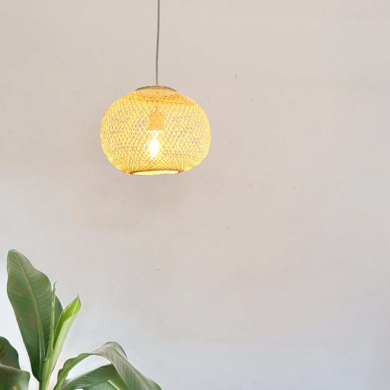 WAN - Bamboo Pendant Light (20 cm)