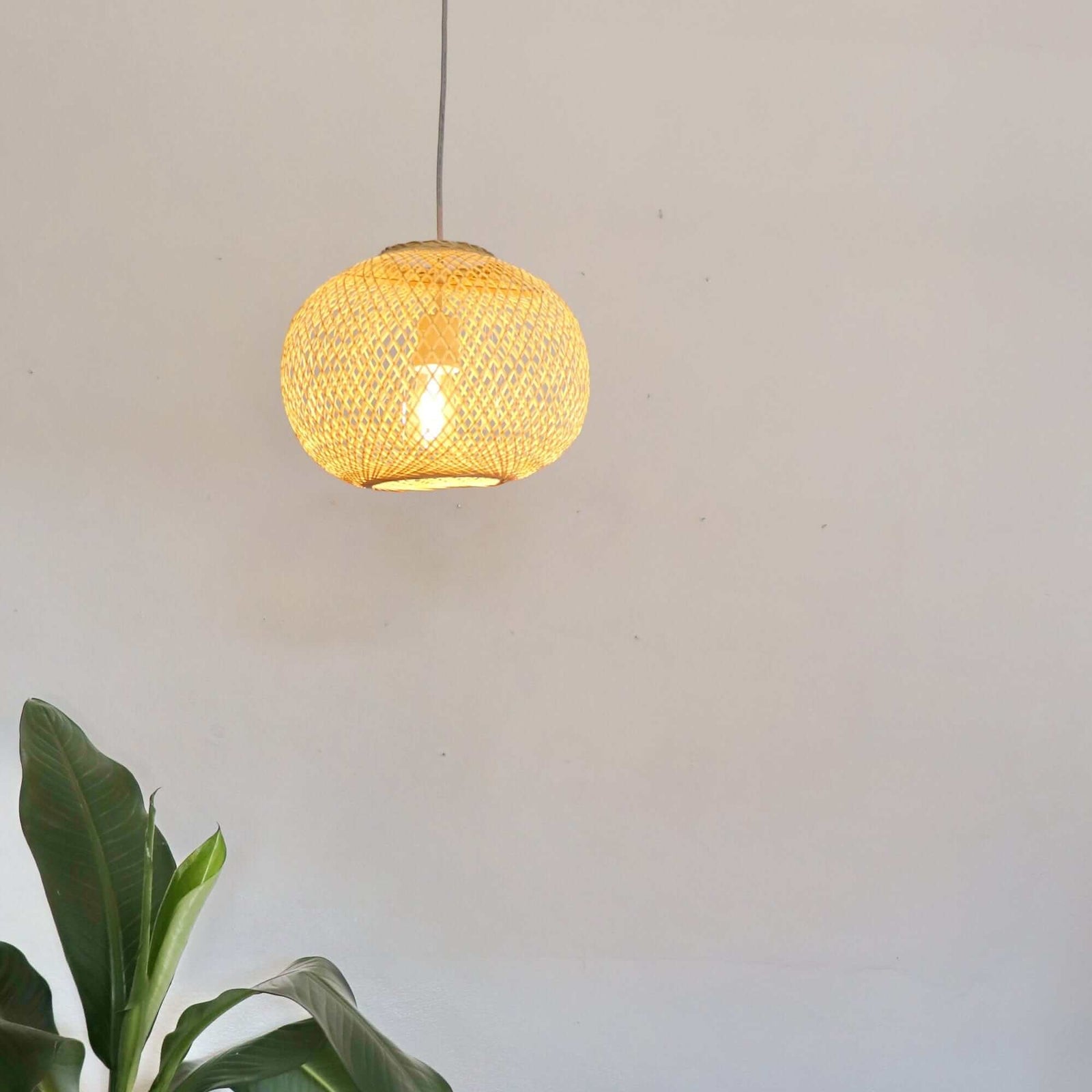 WAN - Bamboo Pendant Light (20 cm)