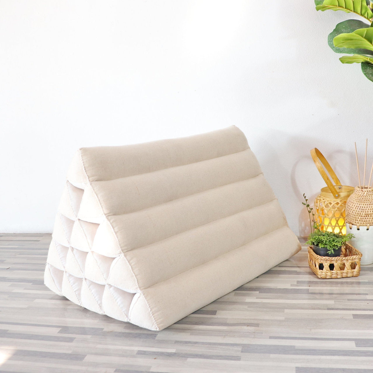 WA RA NA - Thai Triangle Pillow (White)