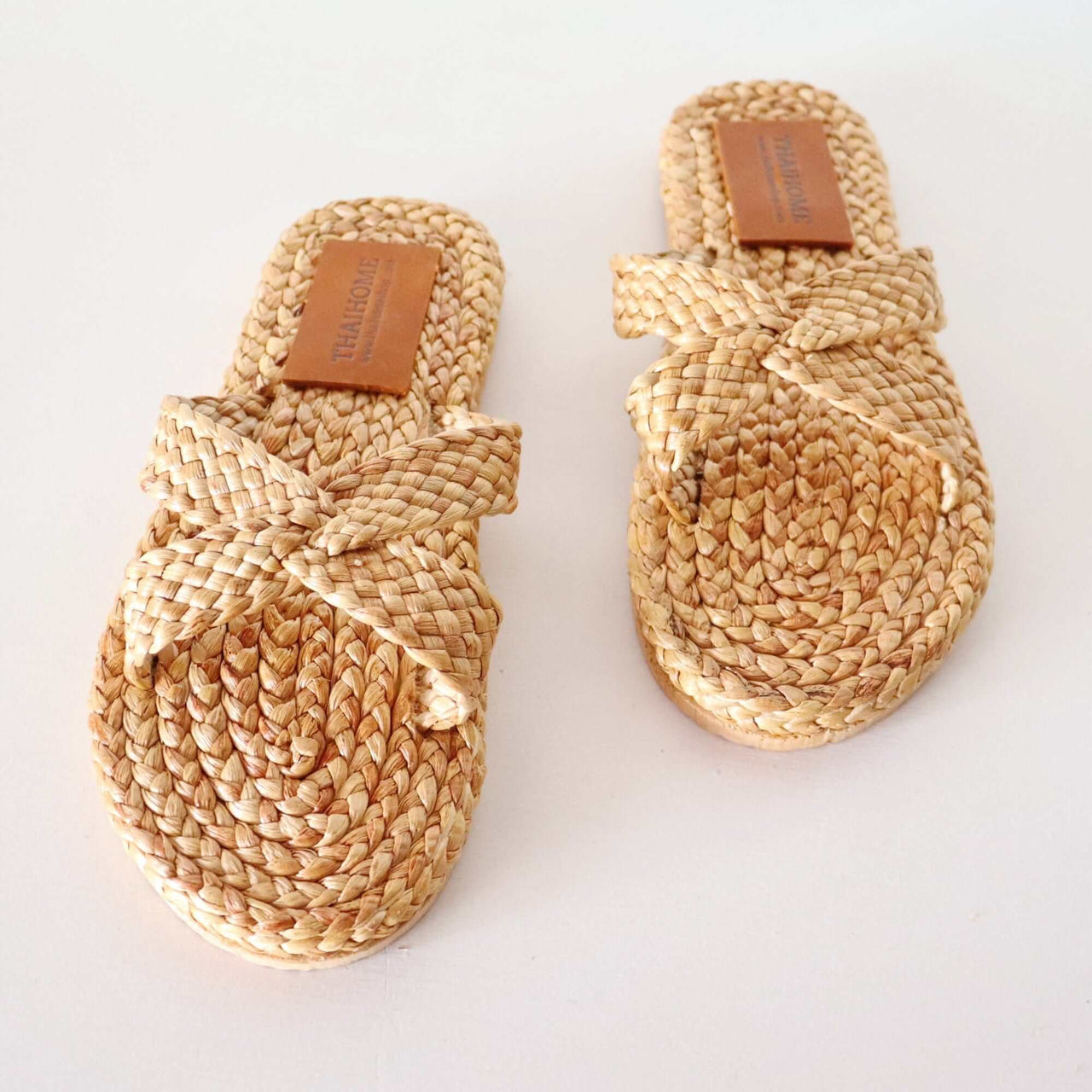KA MON TAD - Straw Shoe