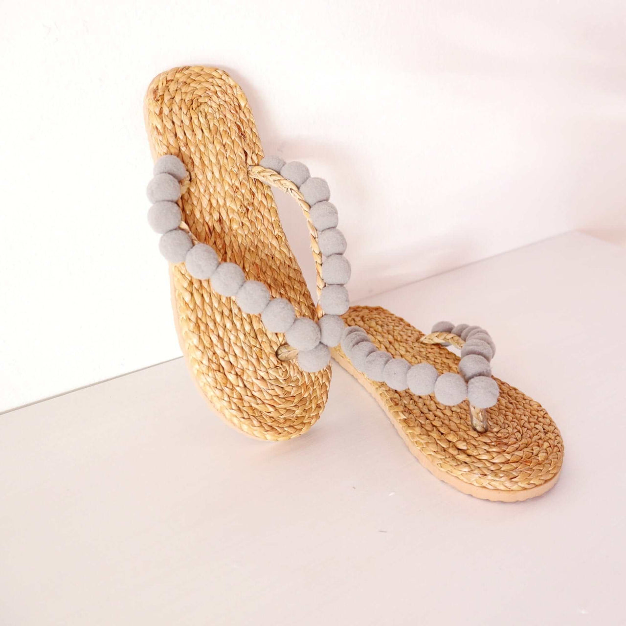 KEE RA NA - Straw Shoe