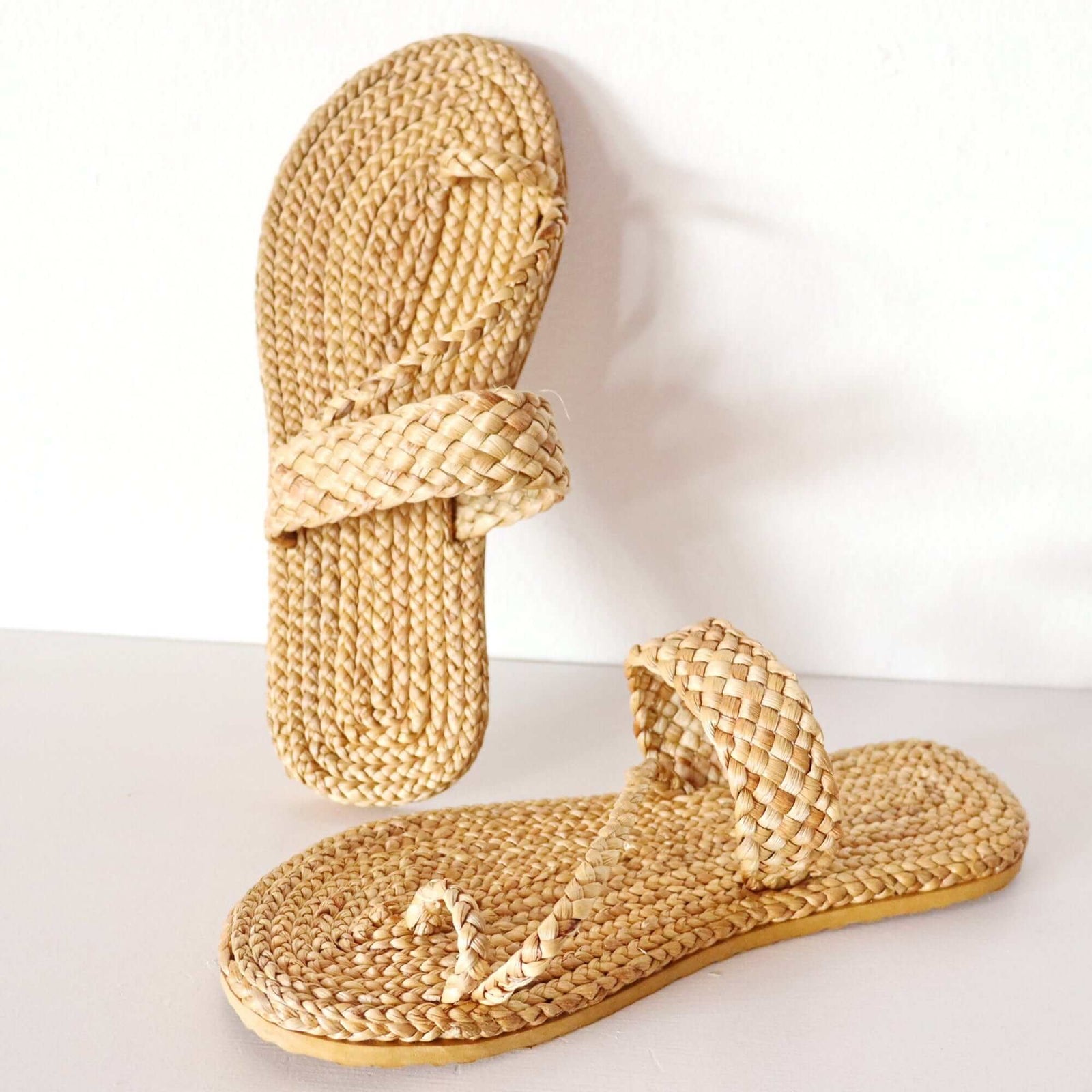 Straw best sale house slippers