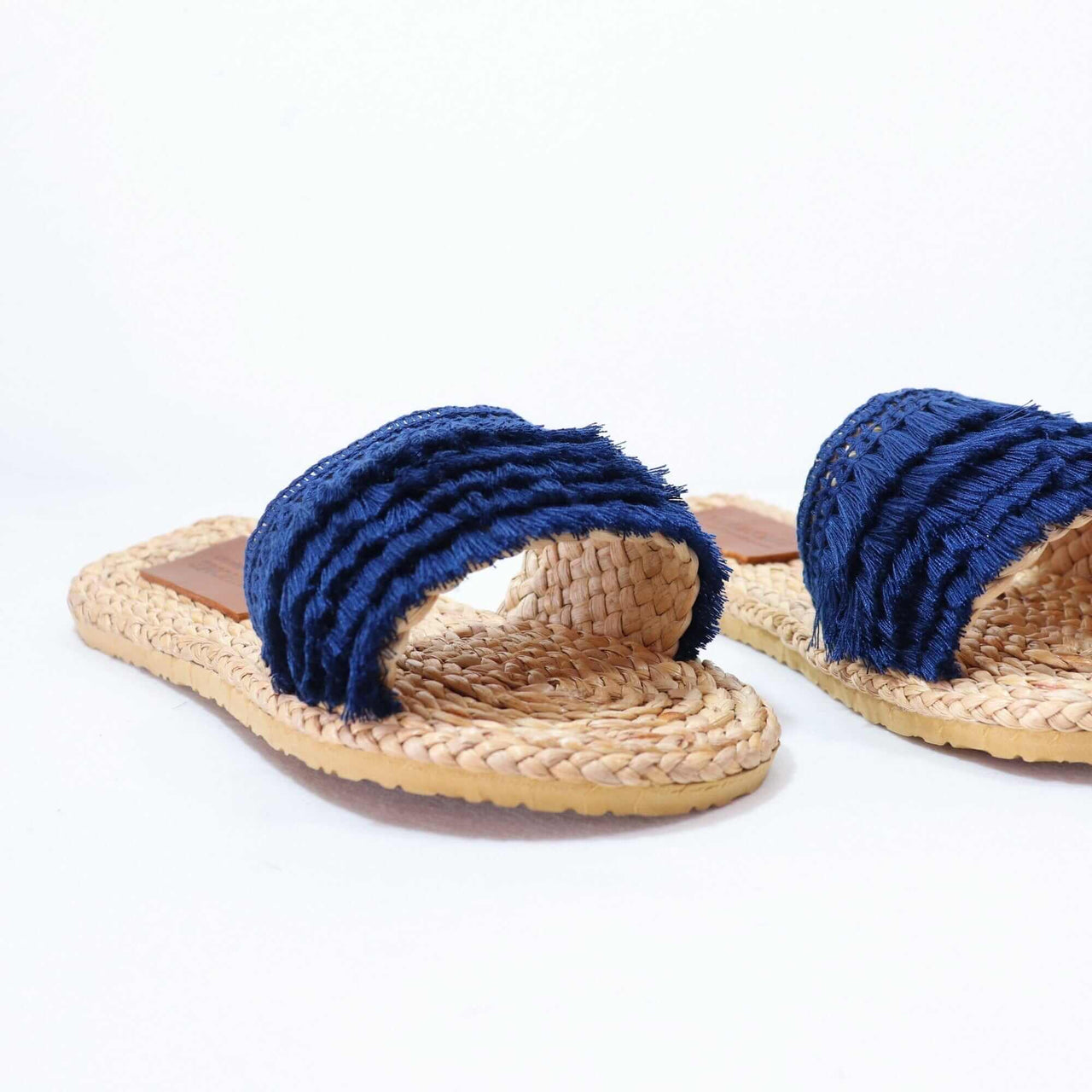 VIT WA - Straw Shoe