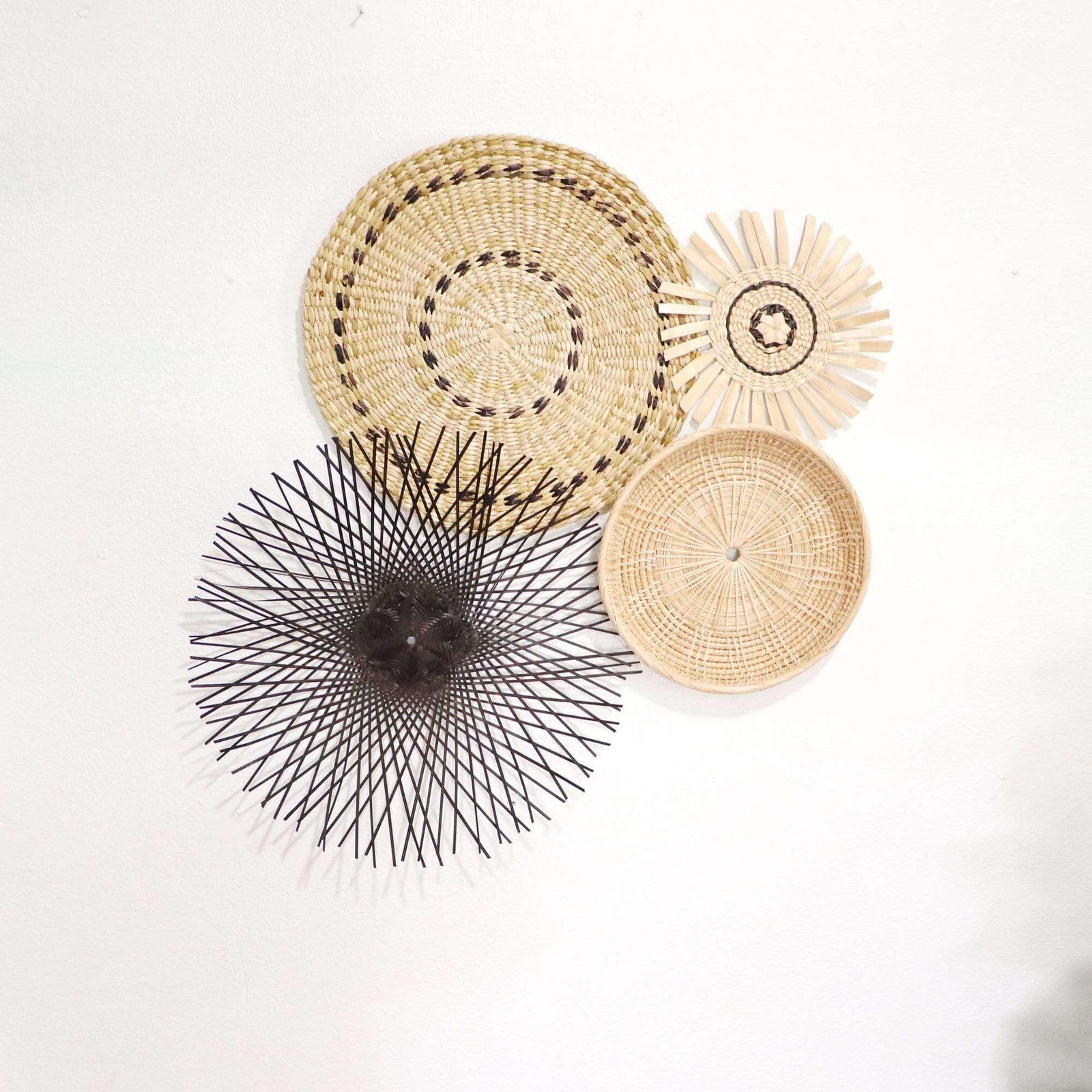 KUN CHA NA - Wall Hanging Décor (Set of 4)