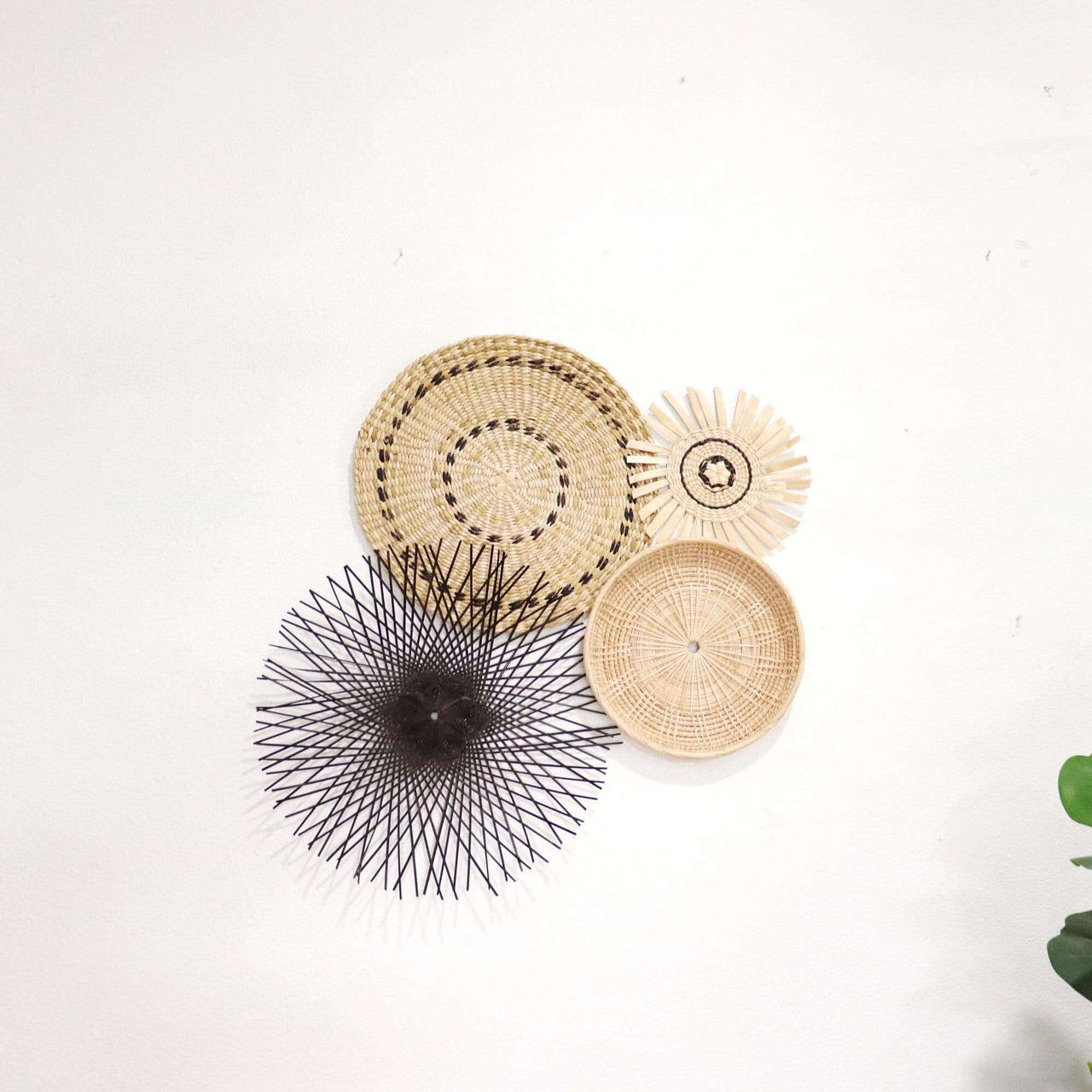 KUN CHA NA - Wall Hanging Décor (Set of 4)