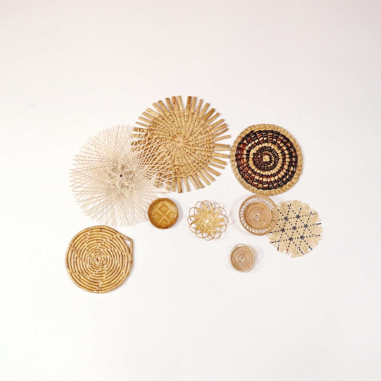 Kang Wan - Wall Hanging Décor (Set of 9)