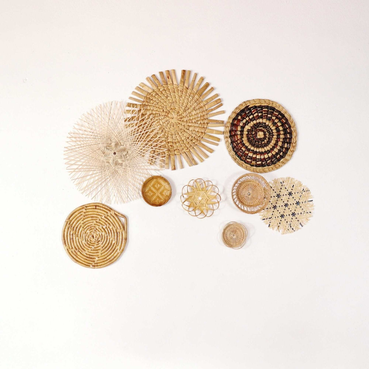 Kang Wan - Wall Hanging Décor (Set of 9)