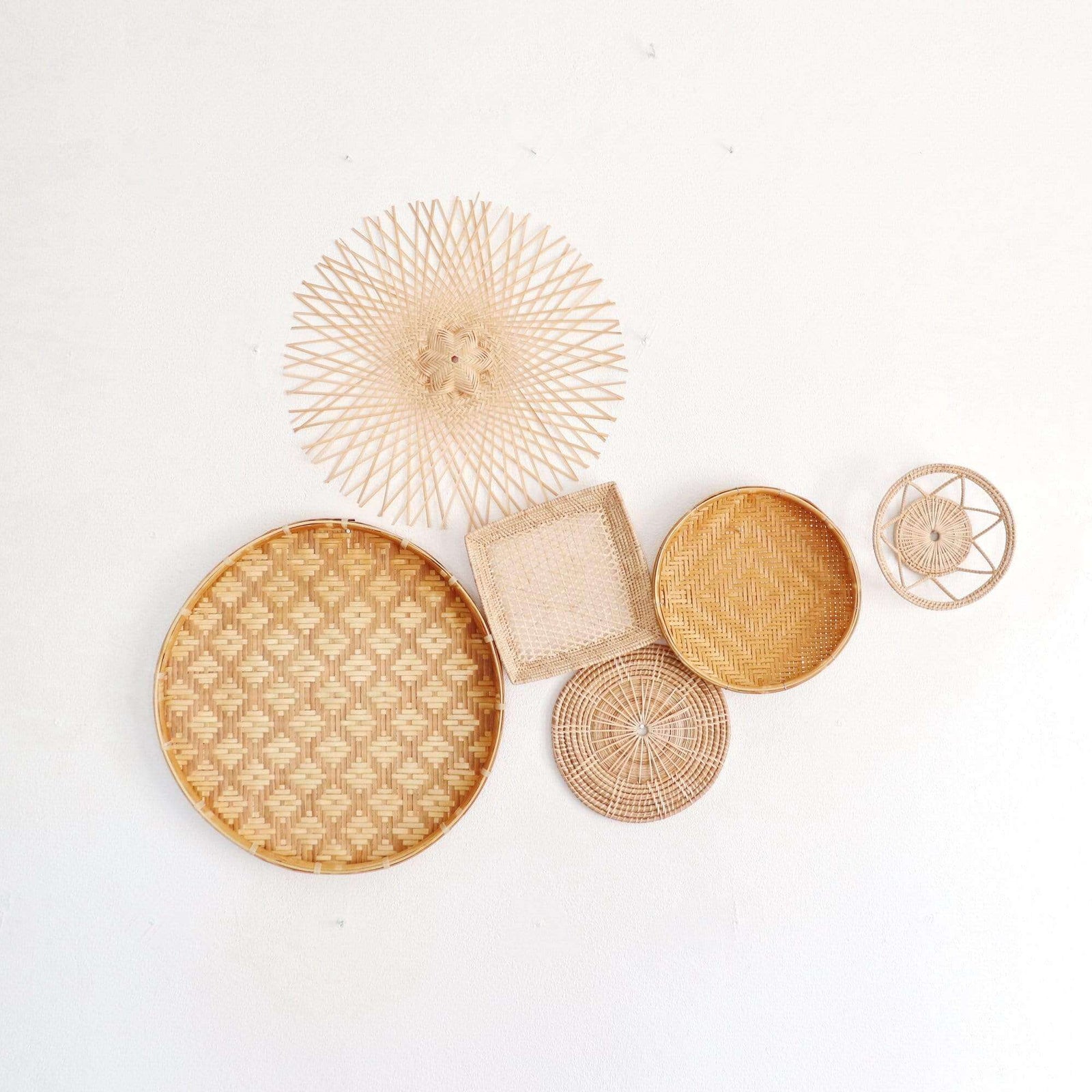 LEERAWADEE - Wall Décor Set of 6