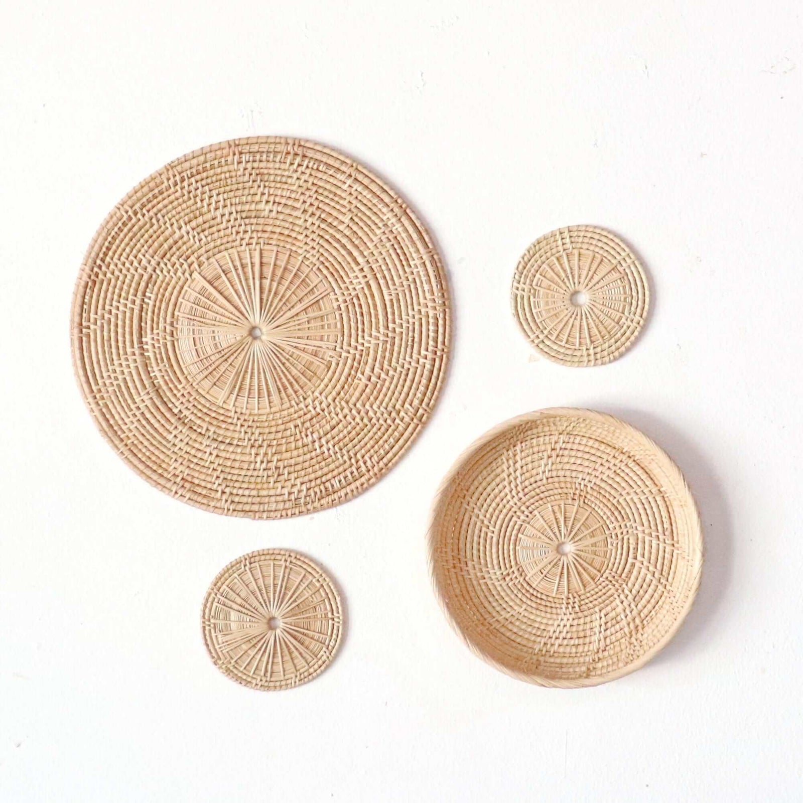 RA NA - Wall Hanging Décor Set of 4